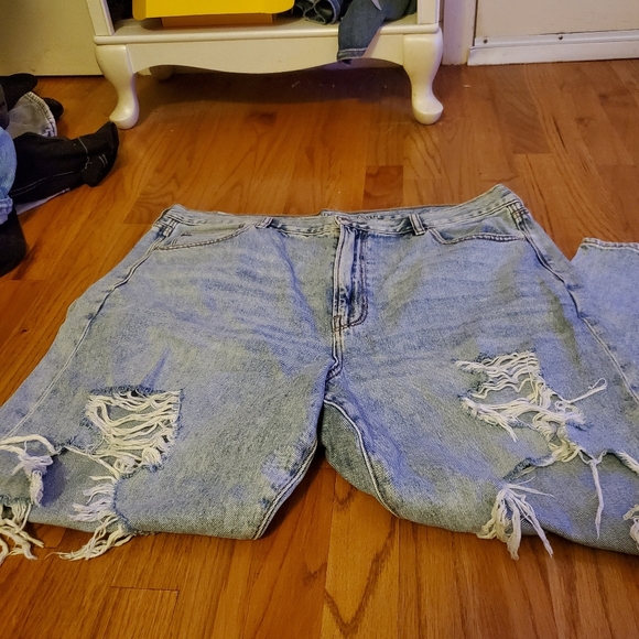 American Eagle Jeans - Picture 1 of 12
